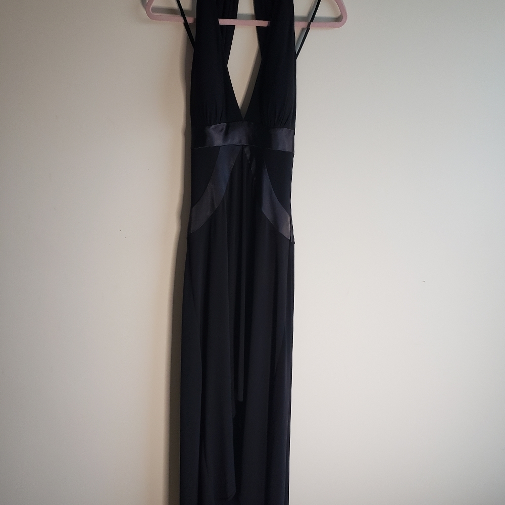 Dress - Picture 2 of 6